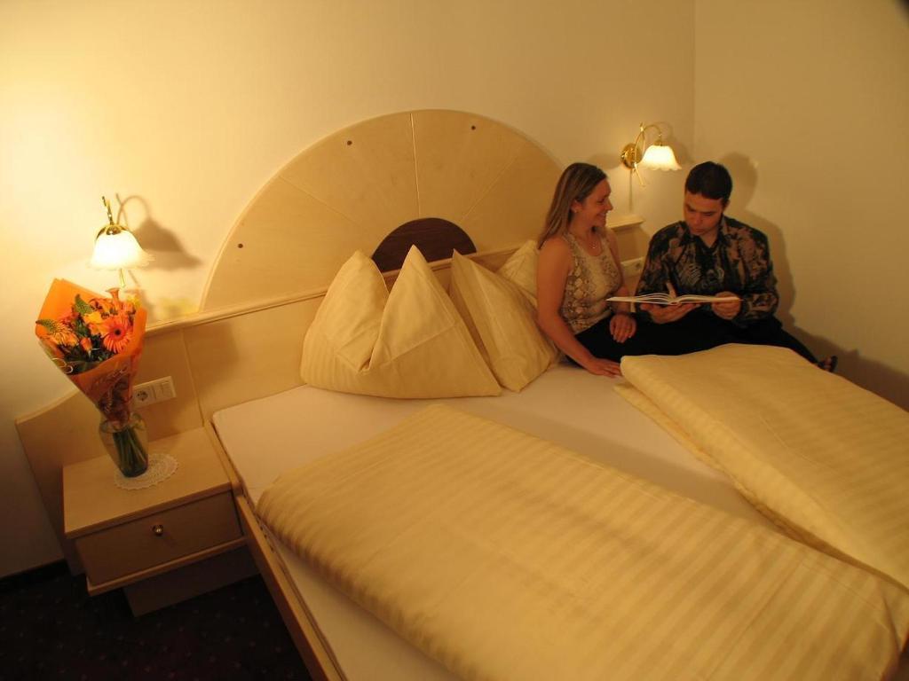 Hotel Laerchenhain San Valentino alla Muta Ruang foto